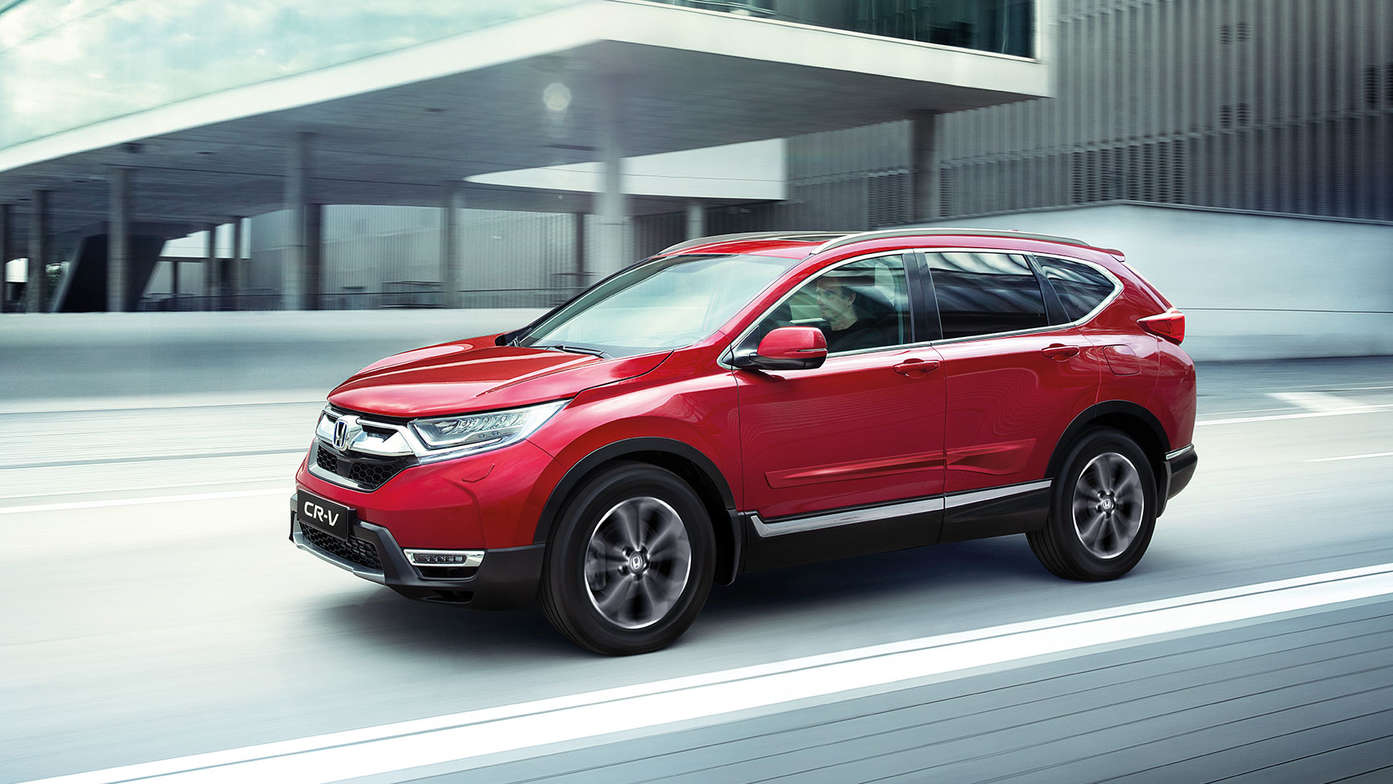 Bočný trojštvrťový pohľad na model Honda CR-V vybavený balíkom Praktik.